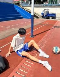 [天下足球]凯恩帽子戏法 拜仁战胜奥格斯堡